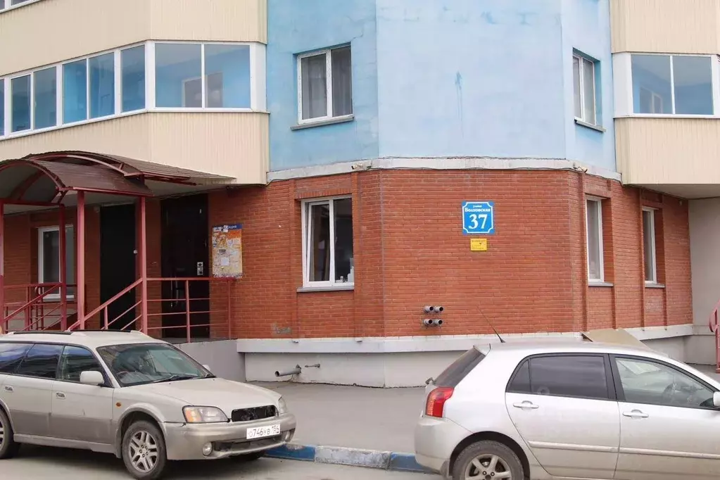 2-к кв. Новосибирская область, Новосибирск Волховская ул., 37 (76.0 м) - Фото 1