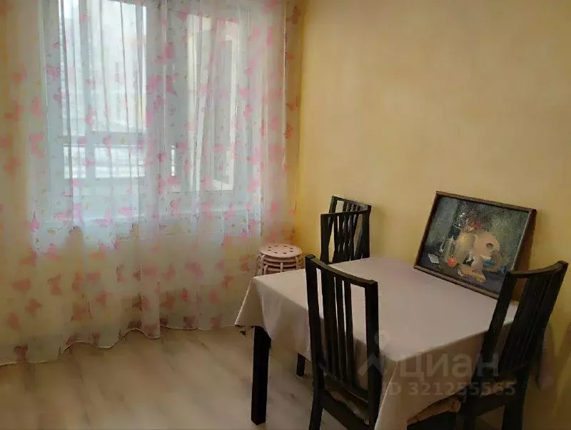 2-к кв. Свердловская область, Екатеринбург ул. Краснолесья, 97 (60.0 ... - Фото 0