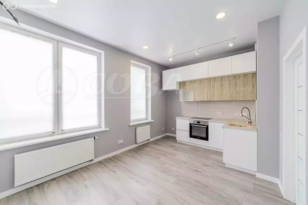 2-комнатная квартира: Тюмень, улица Газовиков, 34 (58 м) - Фото 2