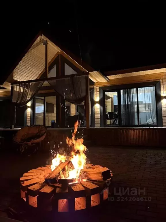 Дом в Московская область, Лобня Луговая мкр, ул. Фрунзе, 4 (150 м) - Фото 2