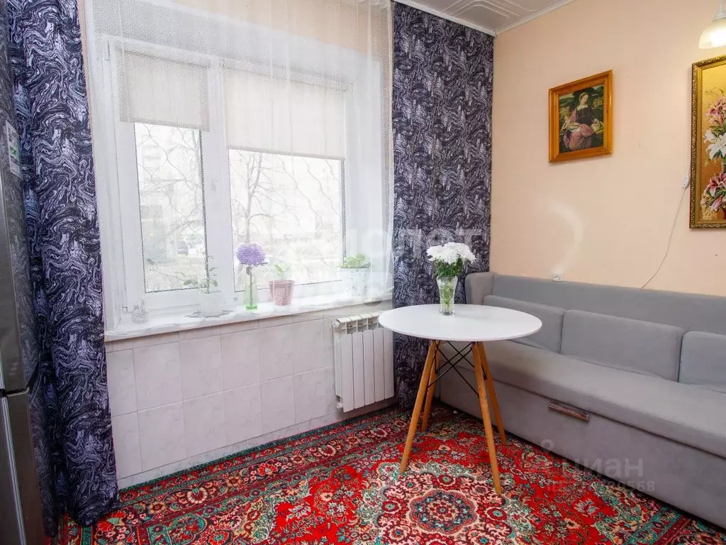 3-к кв. Ульяновская область, Ульяновск ул. Карбышева, 47 (65.5 м) - Фото 0