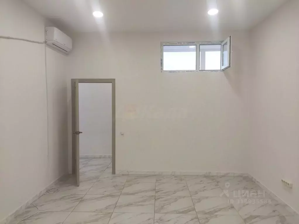 Офис в Ульяновская область, Ульяновск ул. Репина, 47А (25 м) - Фото 1