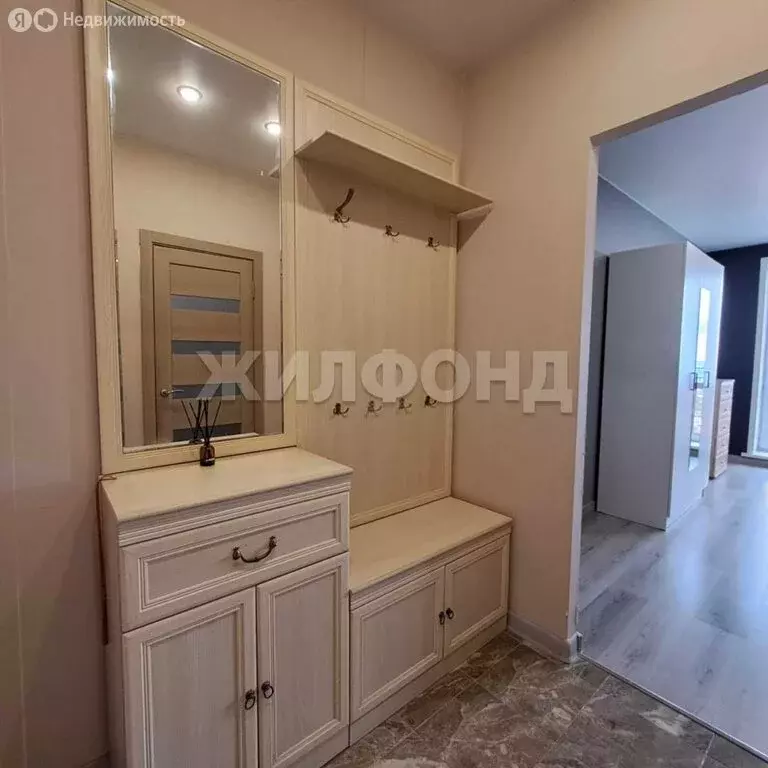 Квартира-студия: Новосибирск, улица Кирова, 236 (28.6 м) - Фото 1