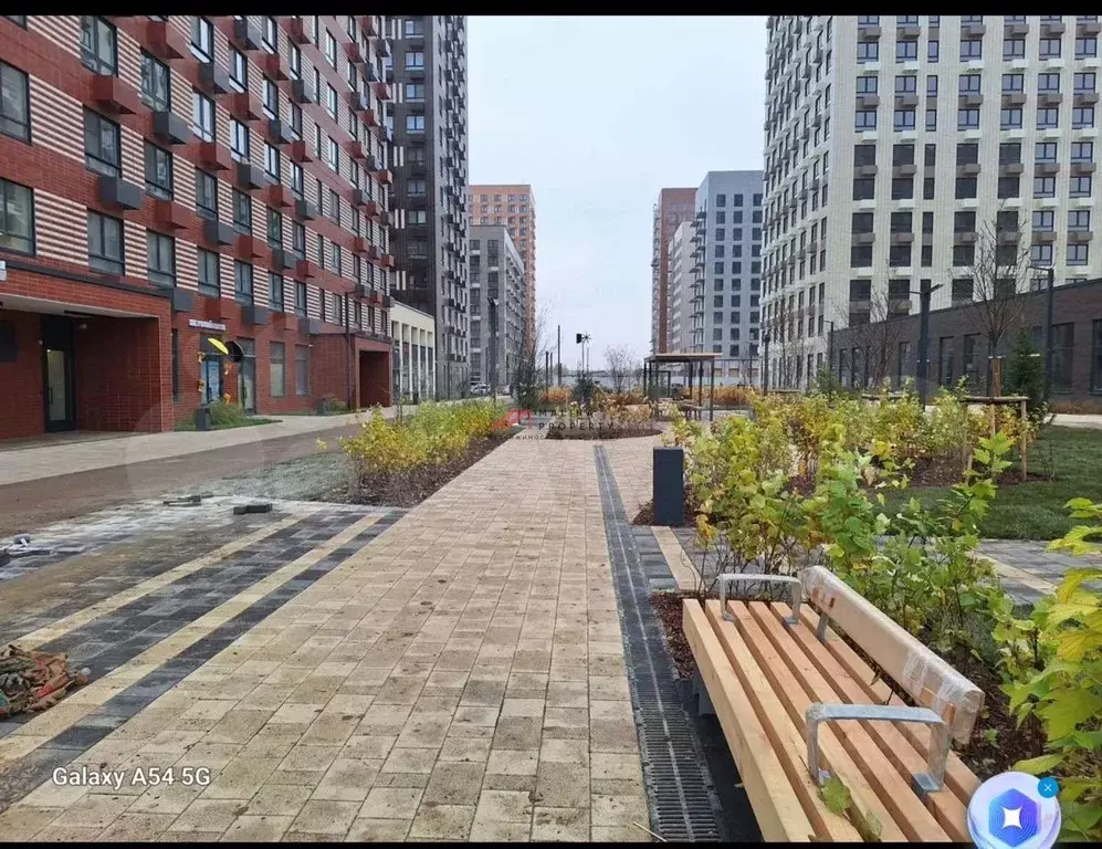 Торговая площадь в Москва Никольские Луга жилой комплекс, 1.1 (131 м) - Фото 1