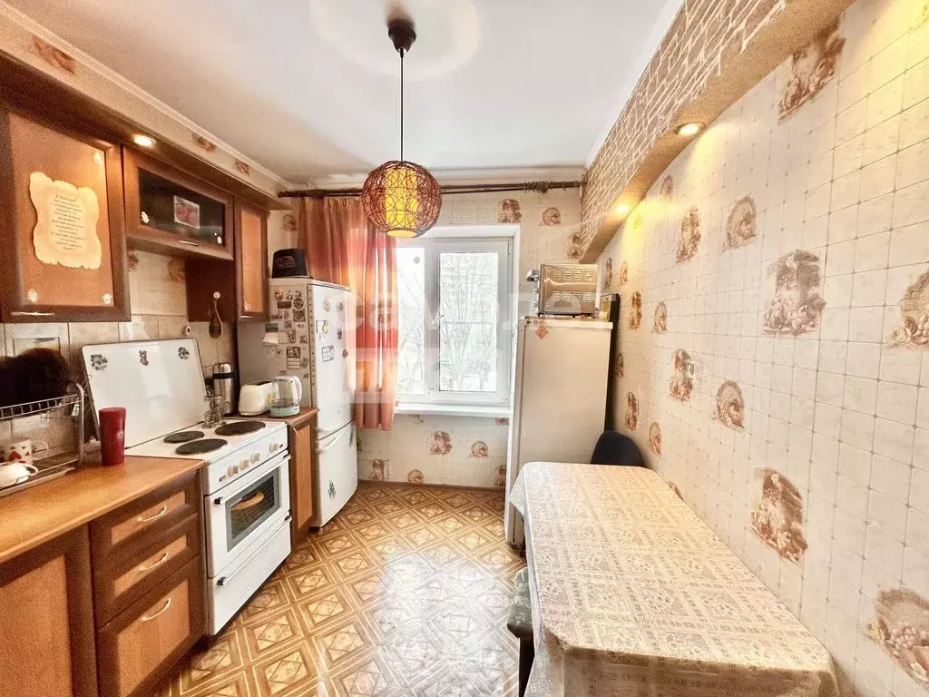 3-к кв. Челябинская область, Челябинск пер. Мамина, 1Б (67.0 м) - Фото 1