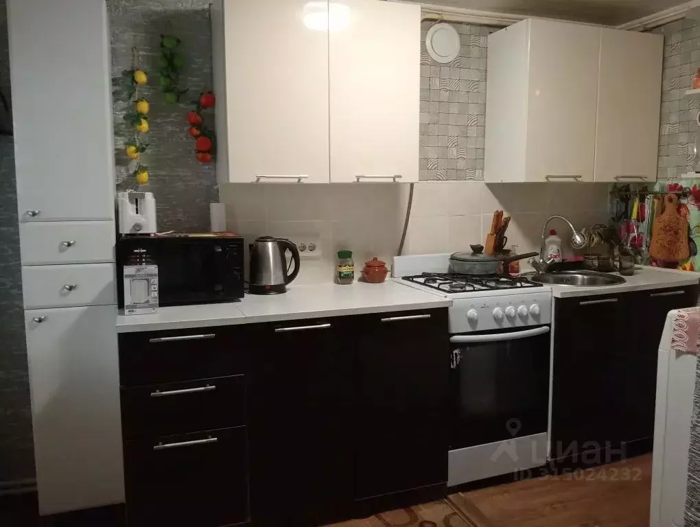 Дом в Воронежская область, Богучар ул. 25 Октября, 36 (36 м) - Фото 1