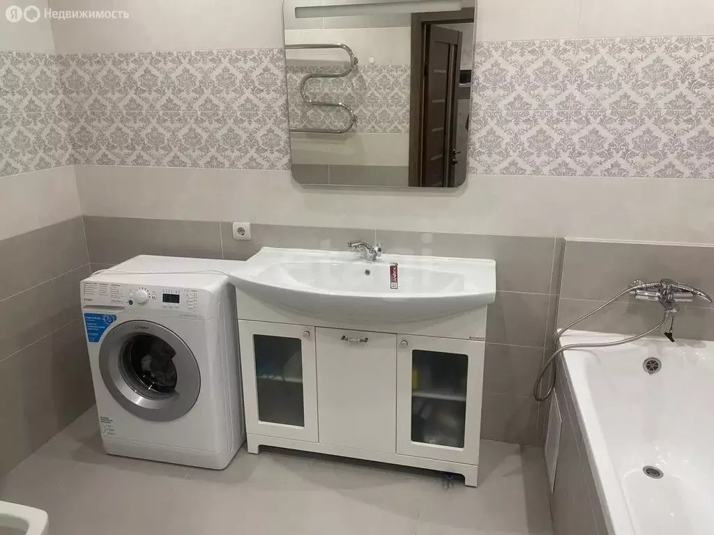 2-комнатная квартира: Якутск, улица Петра Алексеева, 72/1с1 (52.4 м) - Фото 0