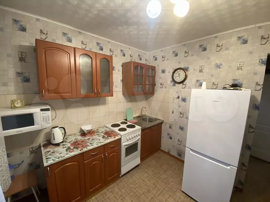 1-к. квартира, 37 м, 4/9 эт. - Фото 0