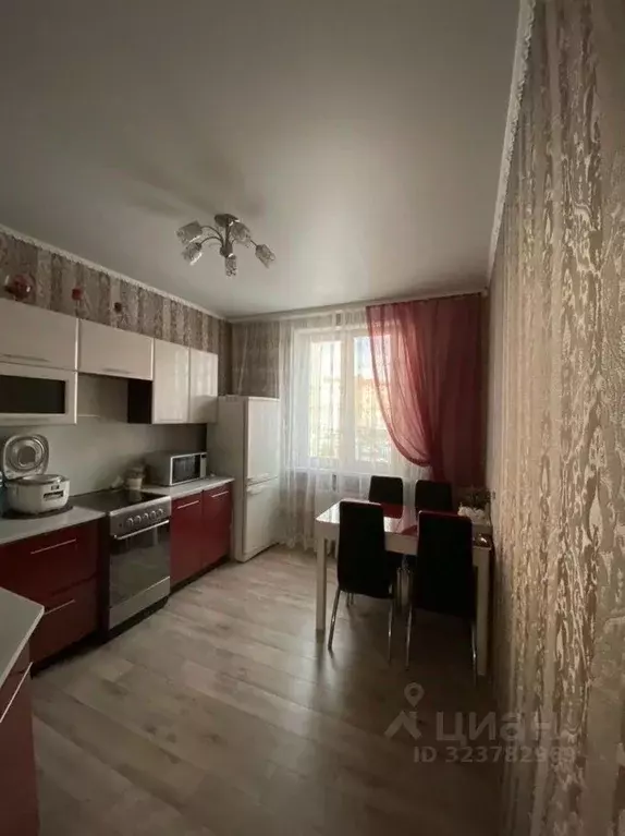 2-к кв. Тюменская область, Тюмень ул. Западносибирская, 18к1 (54.0 м) - Фото 1