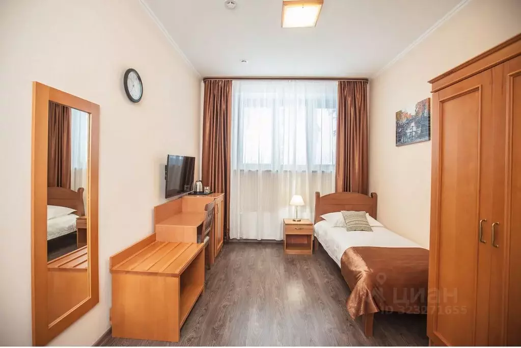 Комната Брянская область, Жуковка Набережная ул., 1 (15.0 м) - Фото 1