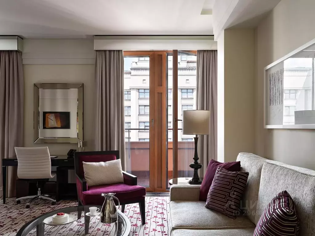 Комната Москва ул. Охотный Ряд, 2 (63.0 м) - Фото 2