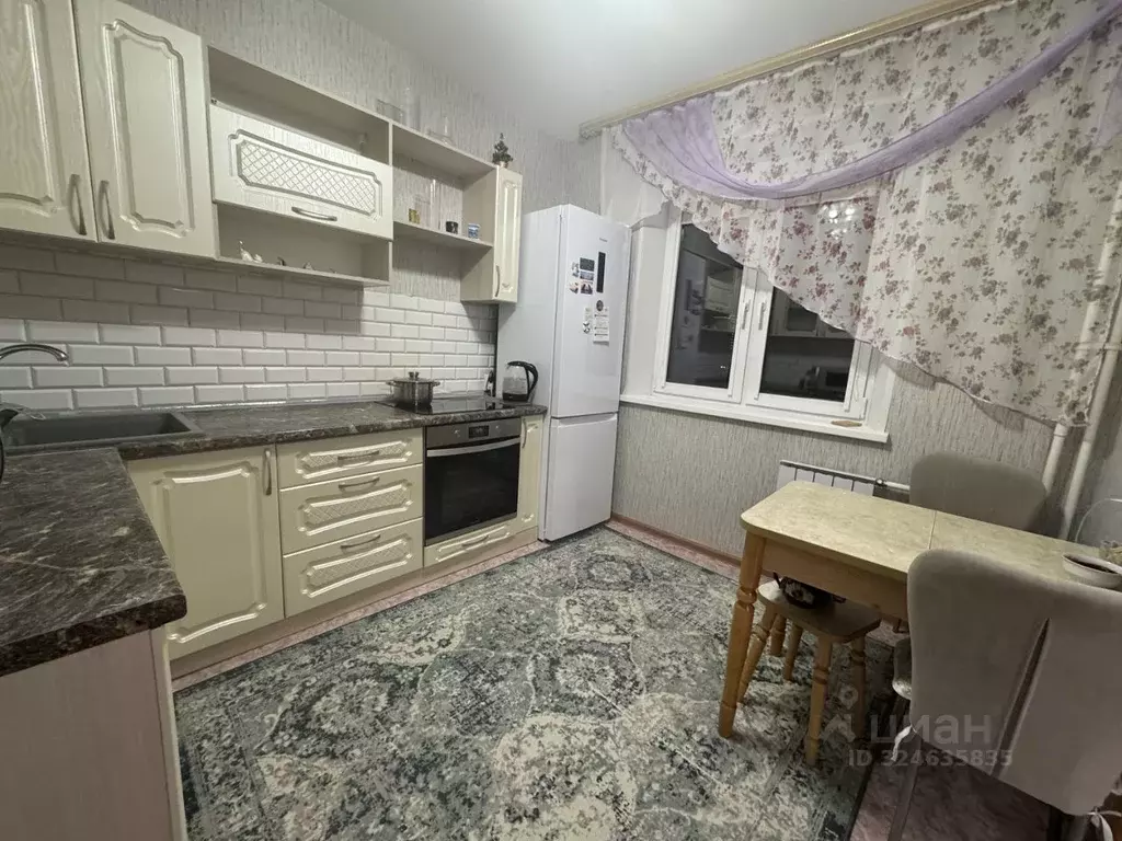 2-к кв. Челябинская область, Челябинск ул. Александра Шмакова, 26 ... - Фото 1