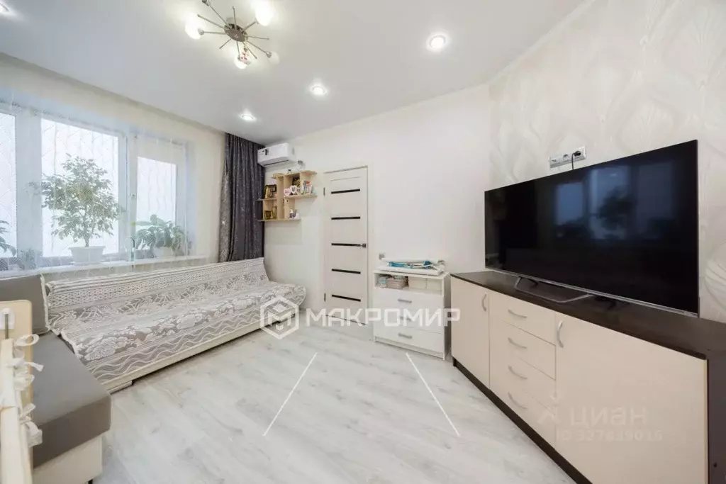 2-к кв. Брянская область, Брянск ул. Горбатова, 24 (50.0 м) - Фото 2