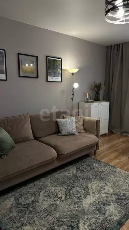 2-к кв. Тюменская область, Тюмень ул. 50 лет Октября, 26 (68.7 м) - Фото 2