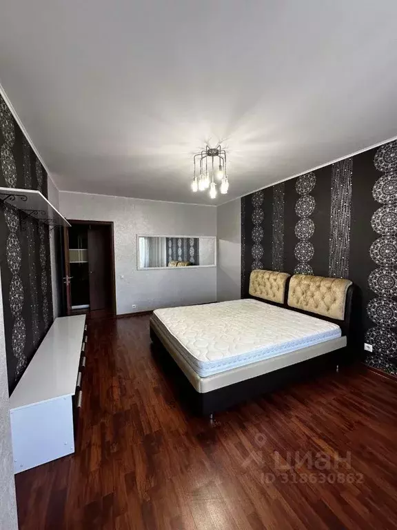 2-к кв. Башкортостан, Уфа ул. Гоголя, 79 (80.0 м) - Фото 0
