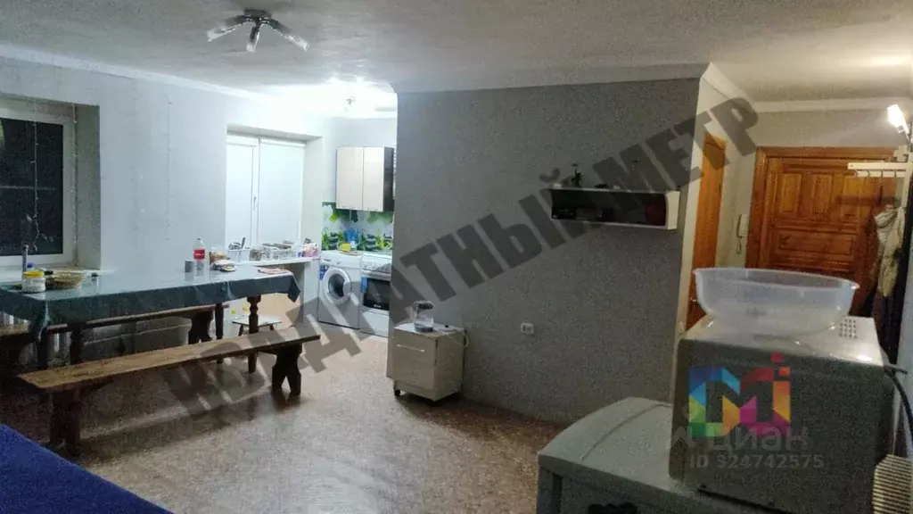 3-к кв. Калмыкия, Элиста 1-й мкр, 33 (57.0 м) - Фото 1