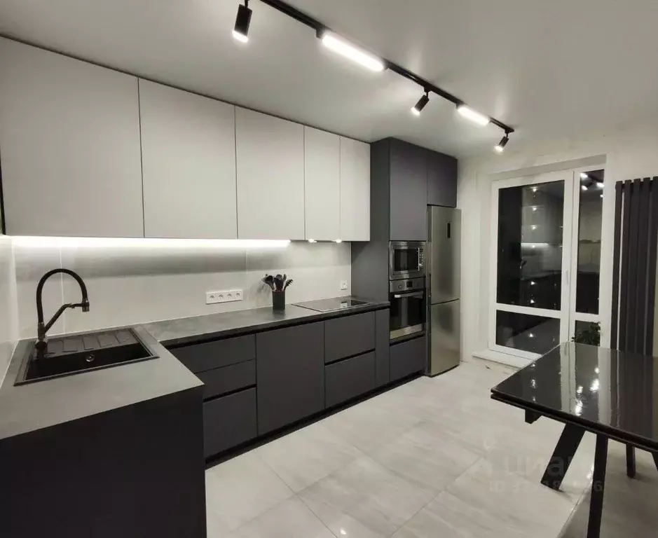 Дом в Севастополь Балаклавский муниципальный округ, Гидростроитель ... - Фото 1