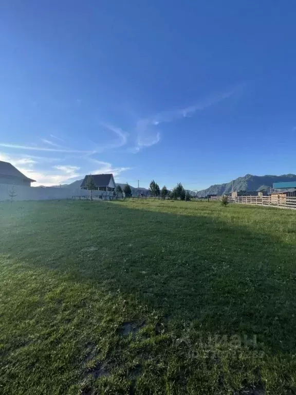 Дом в Алтай, Чемальский район, пос. Усть-Сема  (200 м) - Фото 2