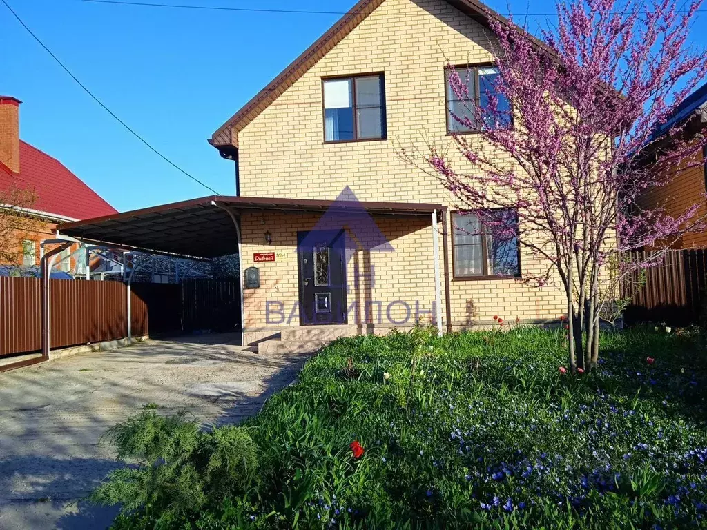 Дом в Ростовская область, Волгодонск Дивный пер. (150 м) - Фото 0