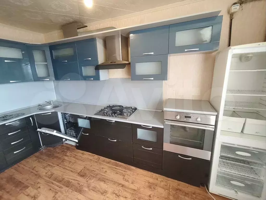 1-к. квартира, 37 м, 8/10 эт. - Фото 0