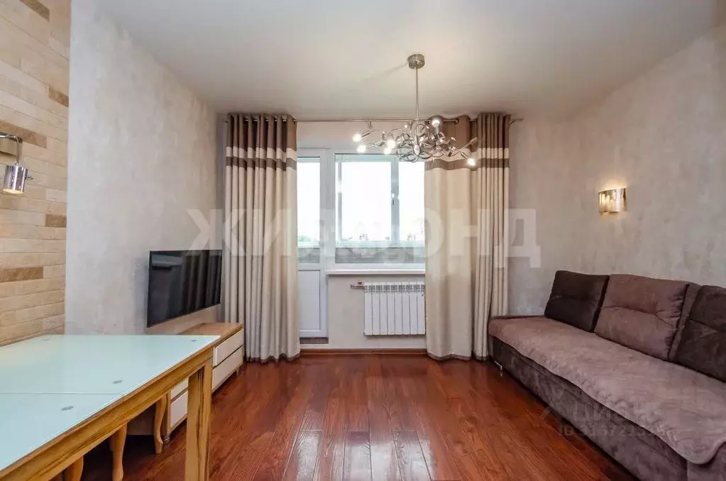 Студия Новосибирская область, Новосибирск ул. Романова, 60 (30.0 м) - Фото 1