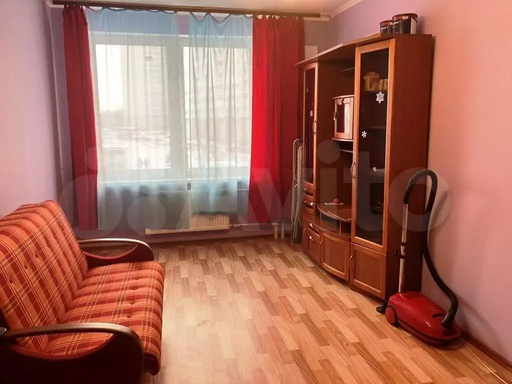 Комната 18,8 м в 3-к., 2/25 эт. - Фото 0