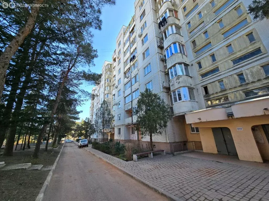 2-комнатная квартира: Алушта, Ялтинская улица, 21 (58 м) - Фото 0