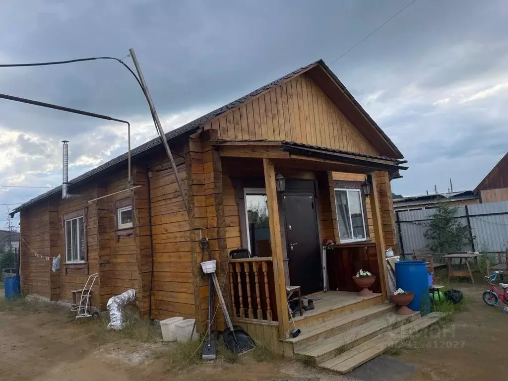 Дом в Саха (Якутия), Якутск Сергеляхское шоссе, 10-й км (100 м) - Фото 0
