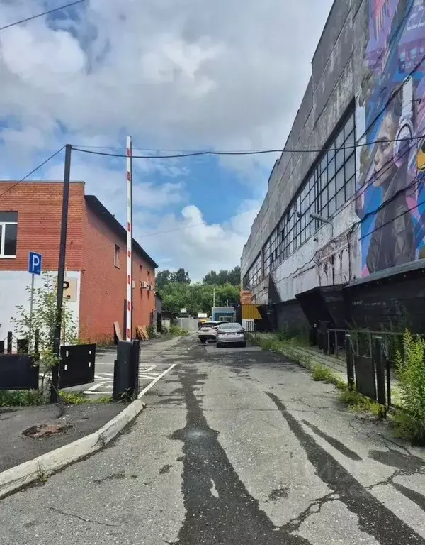 Склад в Свердловская область, Екатеринбург ул. Карьерная, 14 (90 м) - Фото 1