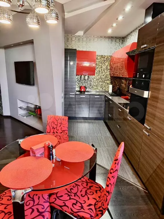 2-к. квартира, 70 м, 5/10 эт. - Фото 0