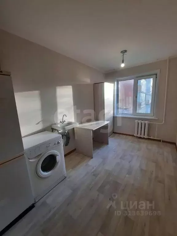 Комната Брянская область, Брянск Красноармейская ул., 168 (9.3 м) - Фото 1