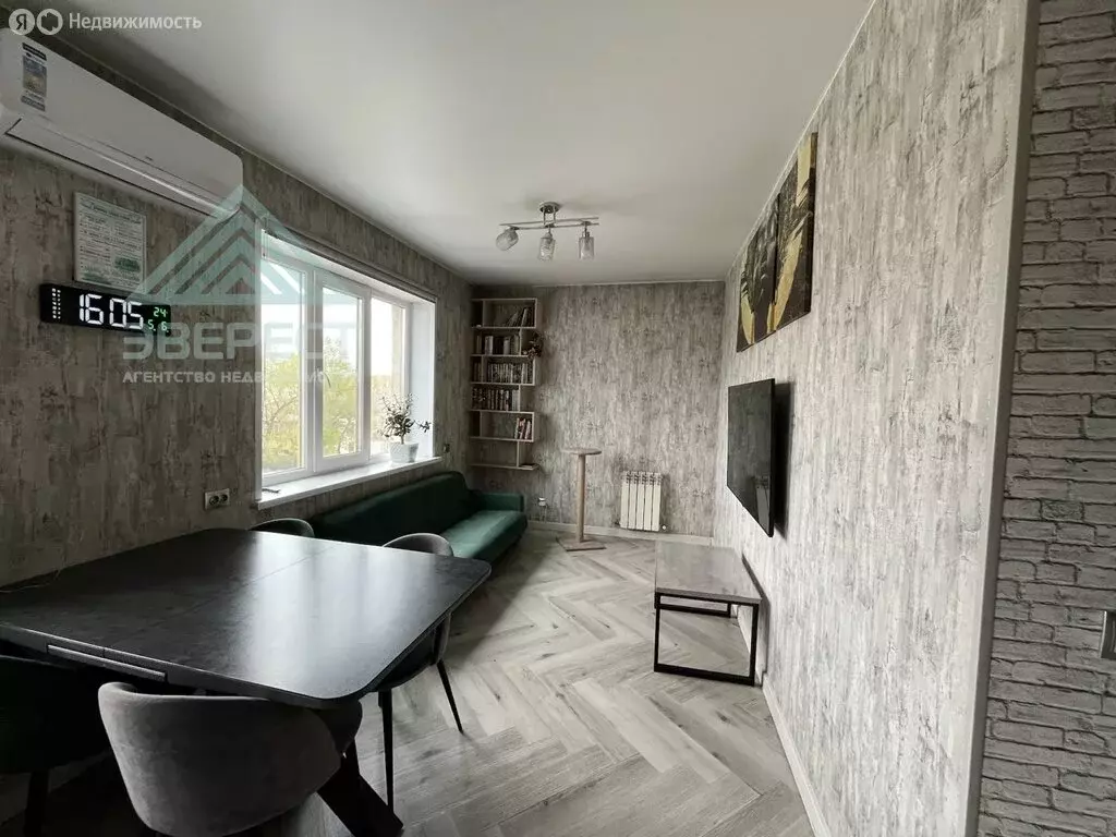 2-комнатная квартира: Абакан, улица Маршала Жукова, 17 (54.5 м) - Фото 2