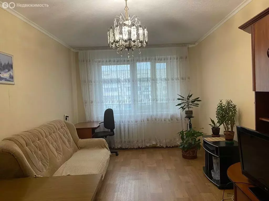 3-комнатная квартира: Керчь, улица Будённого, 32 (70 м) - Фото 1