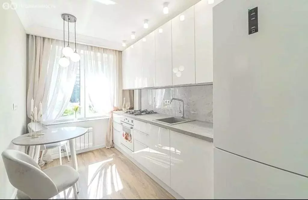 2-комнатная квартира: Краснодар, Ставропольская улица, 215/2 (50.9 м) - Фото 1