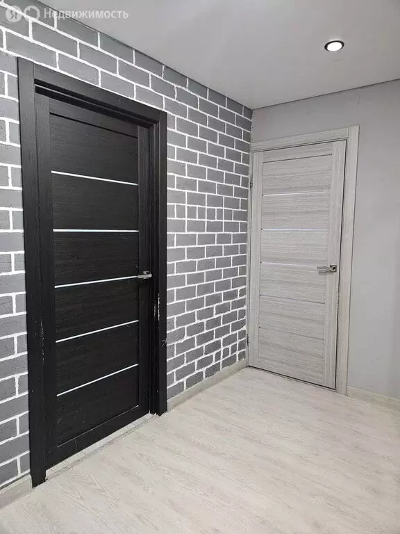 2-комнатная квартира: Пермь, улица Добролюбова, 12 (40.6 м) - Фото 1