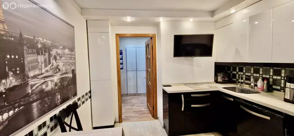 4-комнатная квартира: Санкт-Петербург, Брестский бульвар, 13 (71 м) - Фото 2