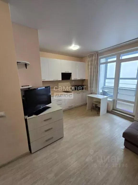 Студия Тюменская область, Тюмень ул. Владимира Бахарева, 3к1 (24.4 м) - Фото 2