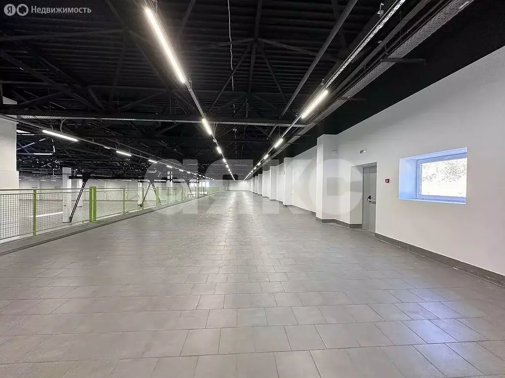 Торговая площадь (1500 м) - Фото 1