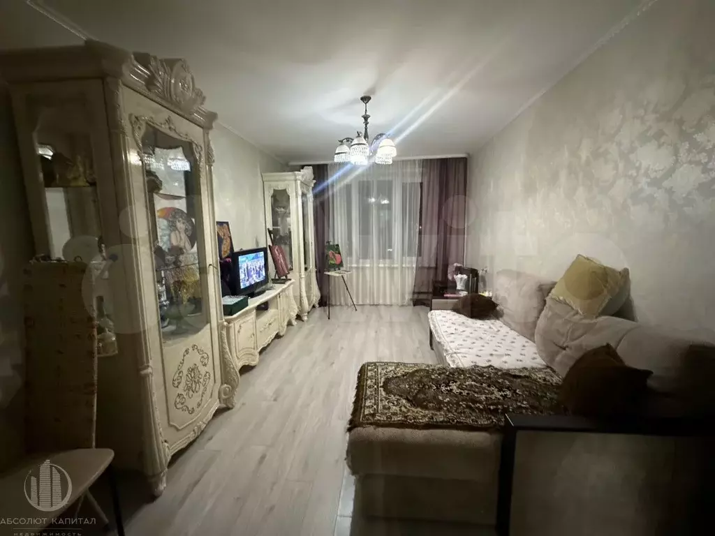 3-к. квартира, 60 м, 3/9 эт. - Фото 1