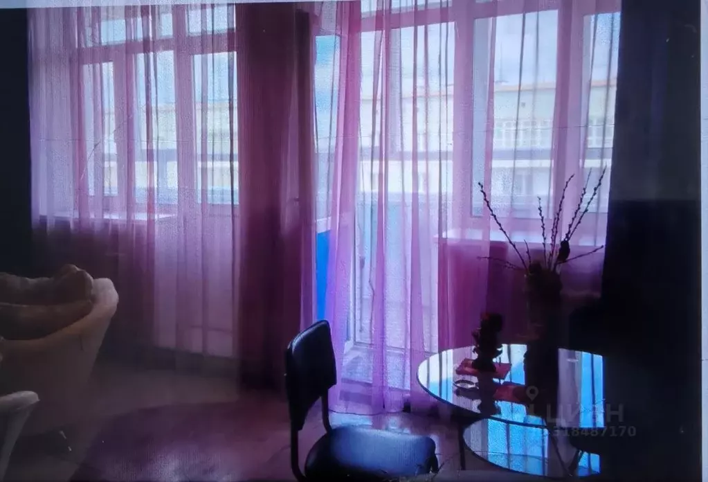 3-к кв. Омская область, Омск ул. Маршала Жукова, 107 (98.0 м) - Фото 1