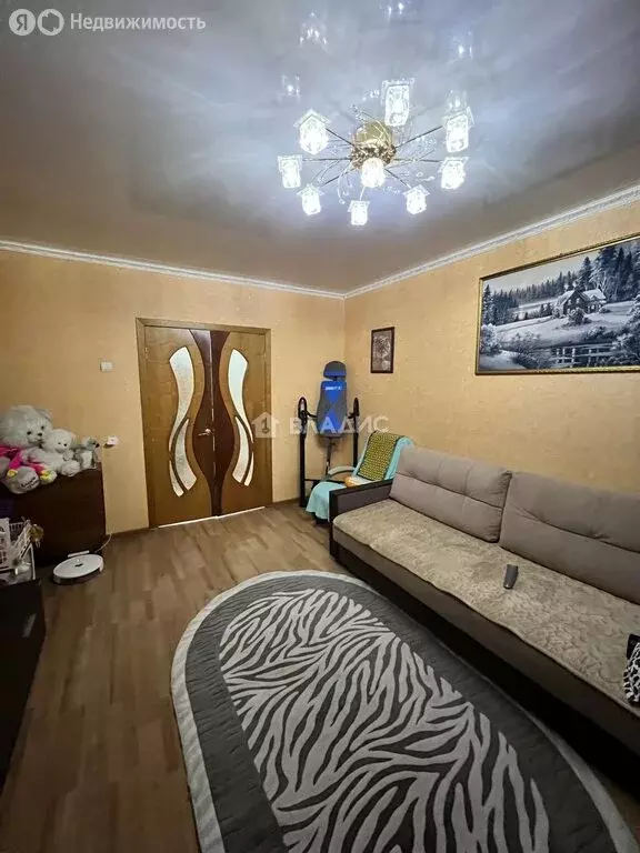 3-комнатная квартира: Волгоград, улица Менжинского, 28 (65.2 м) - Фото 1