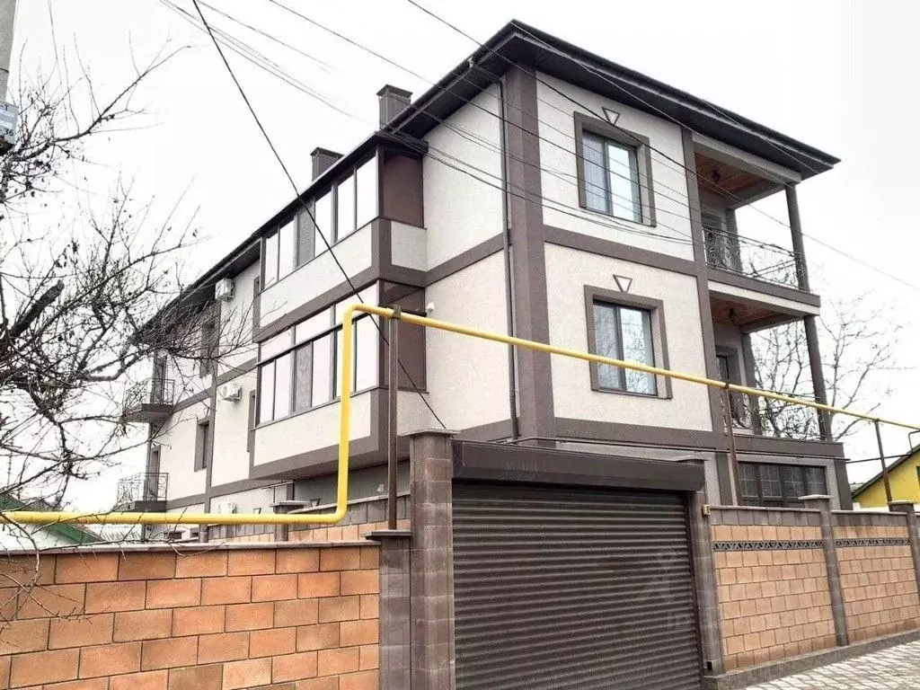 2-к кв. Крым, Симферополь просп. Победы, 107Е (60.0 м) - Фото 1