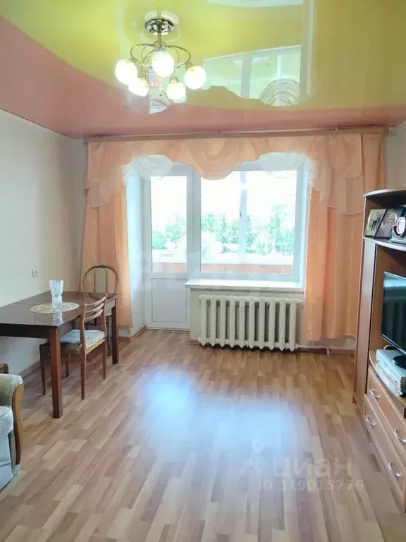 2-к кв. Архангельская область, Котлас пер. Чкалова, 4 (51.3 м) - Фото 0