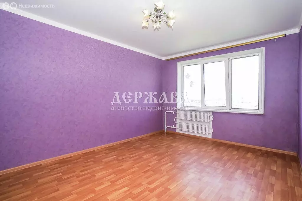 3-комнатная квартира: Старый Оскол, микрорайон Солнечный, 10 (62.55 м) - Фото 1