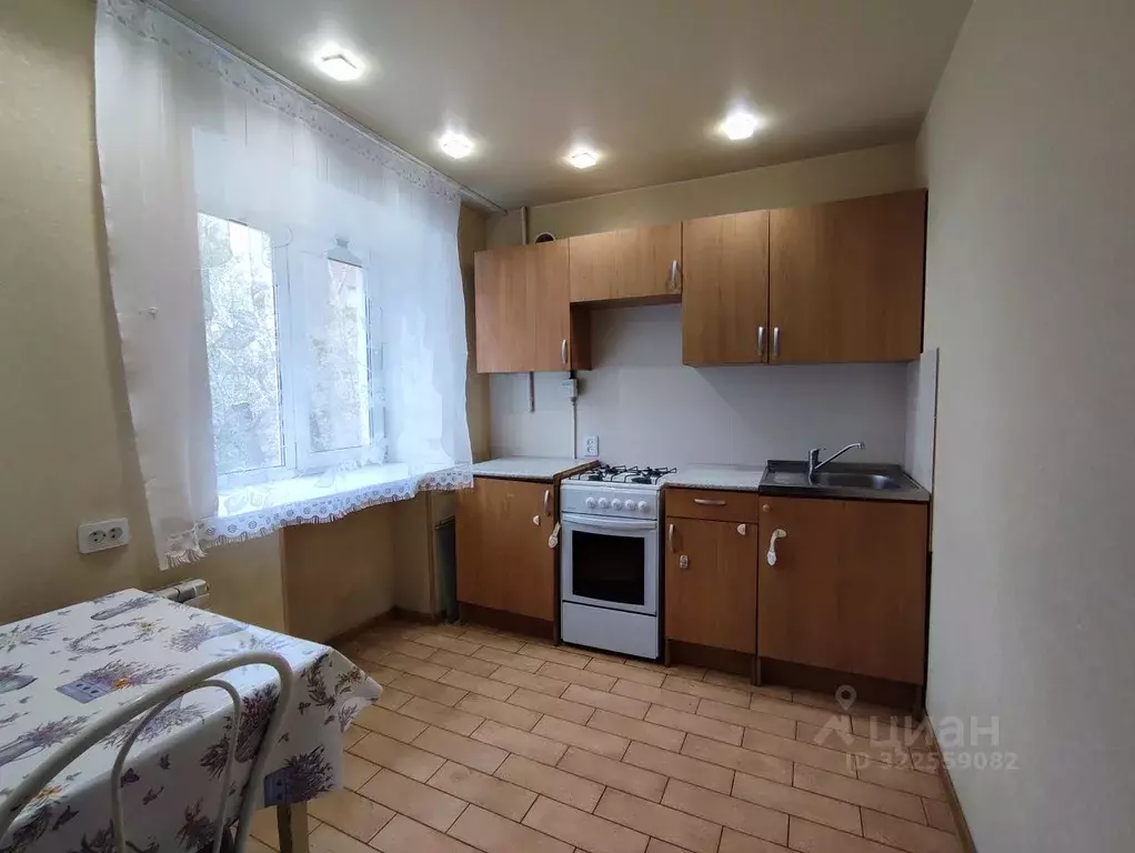 3-к кв. Омская область, Омск наб. Иртышская, 37 (55.8 м) - Фото 2