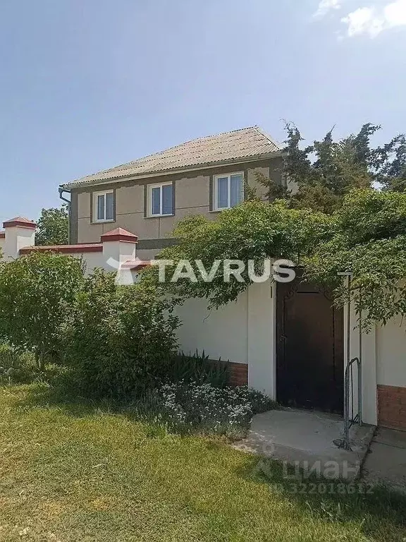 Дом в Крым, Симферопольский район, Пожарское с/пос, с. Демьяновка  ... - Фото 1