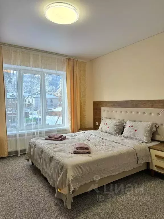 Комната Карачаево-Черкесия, Зеленчукский район, с. Архыз ул. Лесная, ... - Фото 1