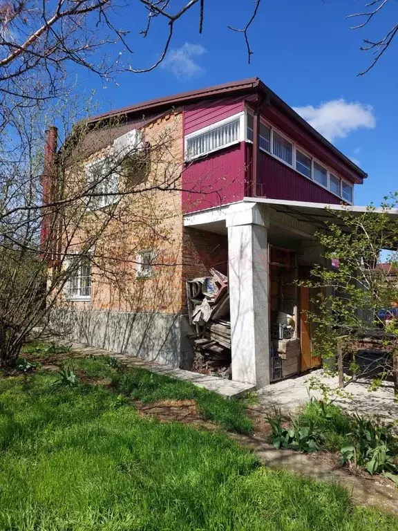 Дом в Ростовская область, Новочеркасск Радужная ул. (82 м) - Фото 0
