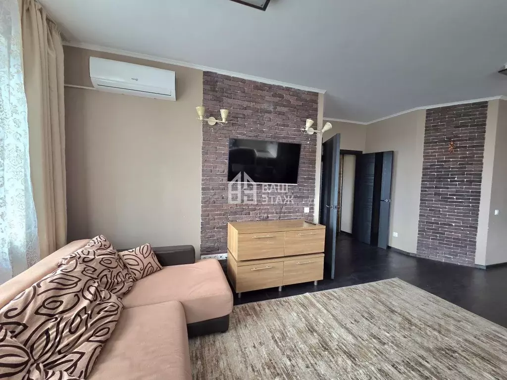 3-к кв. Калужская область, Калуга ул. 65 лет Победы, 41 (115.2 м) - Фото 1