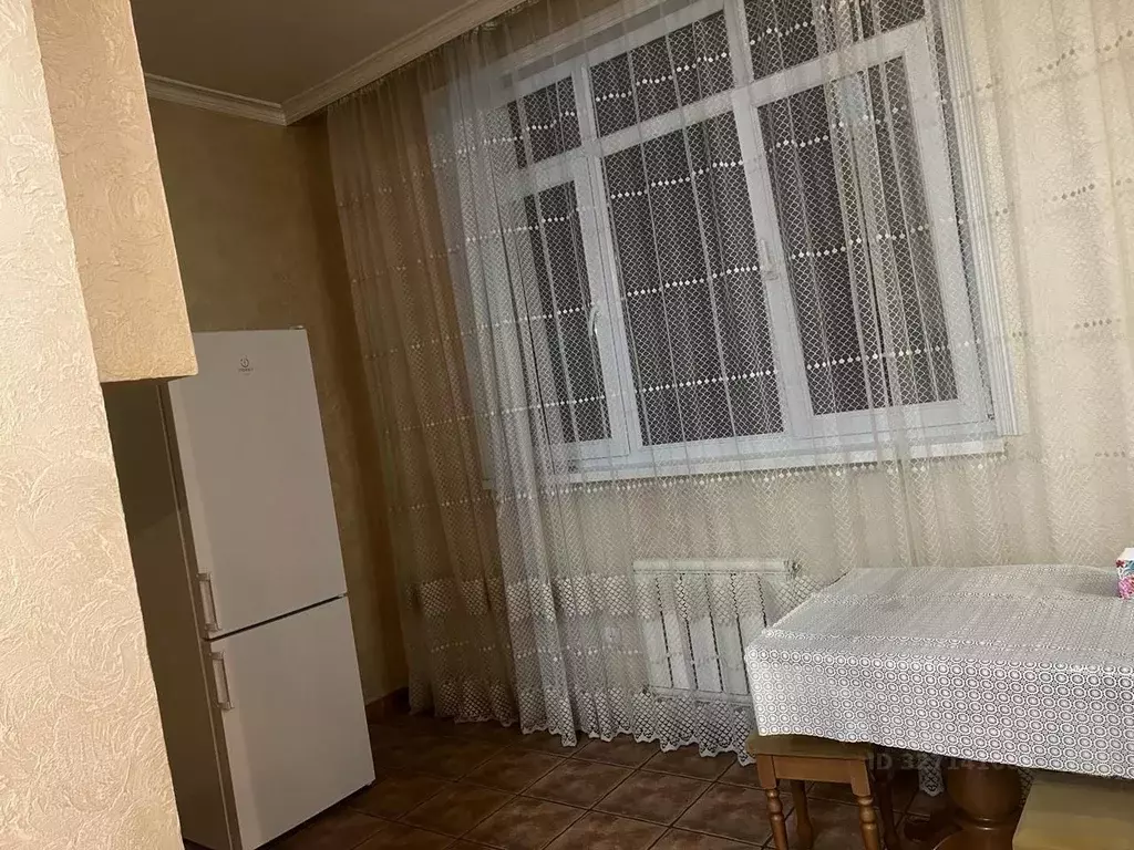 2-к кв. Северная Осетия, Владикавказ ул. Революции, 5 (78.0 м) - Фото 1